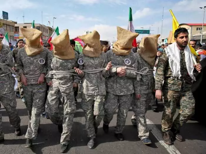 Iran Mocking United States Sailors In A Parade Pictures 004