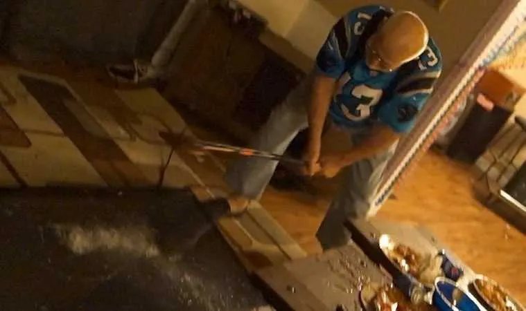 Watch This Guy Freak Out When The Carolina Panthers Lose Super Bowl 50 Featured