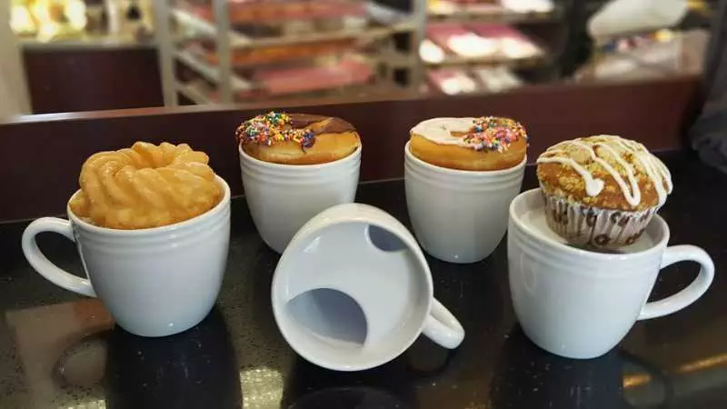 The Best. Morning. Ever. Mug  Doughnut Warming Coffee Mug Review