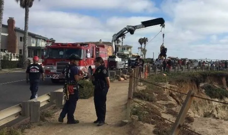 Two San Diego Men Actually Fell Off A Cliff Playing Pokemon Go Featured