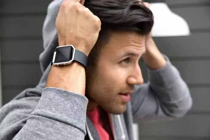 Fitbit Blaze Smartwatch In Black And Silver Review 402