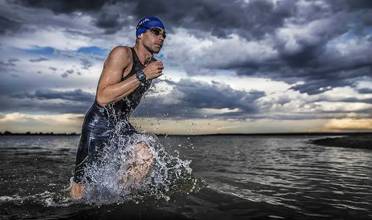 Garmin Forerunner 920Xt Watch With Hrmrun Black Blue Price And Review Featured