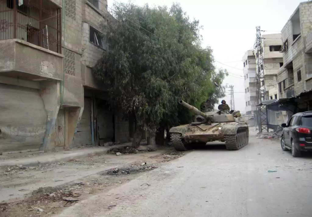 Tank Syria 131108 Getty