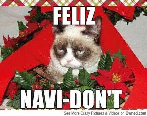 Early Christmas Decorations Meme Feliz?