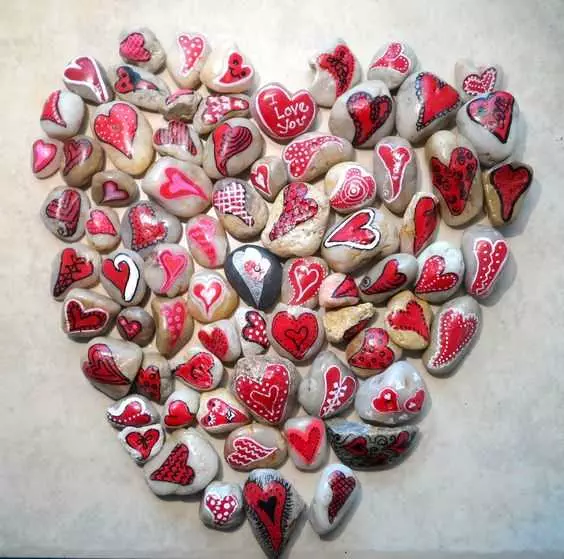 Painted Rock Idea Easy Valentines