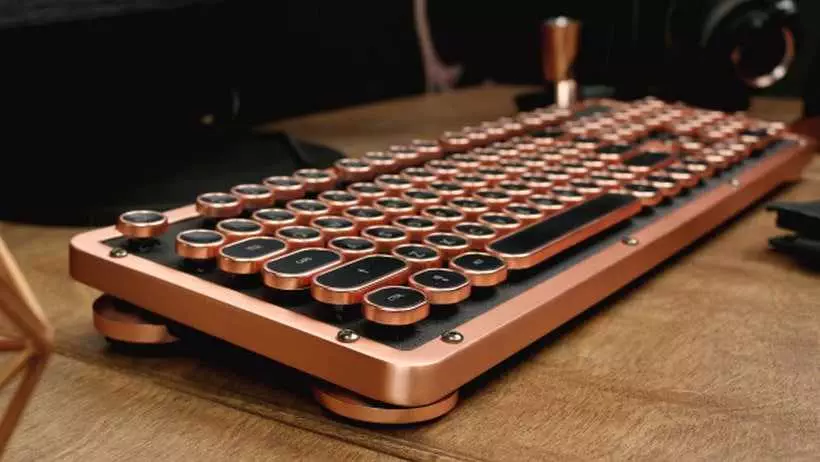 Azio Classic Keyboard