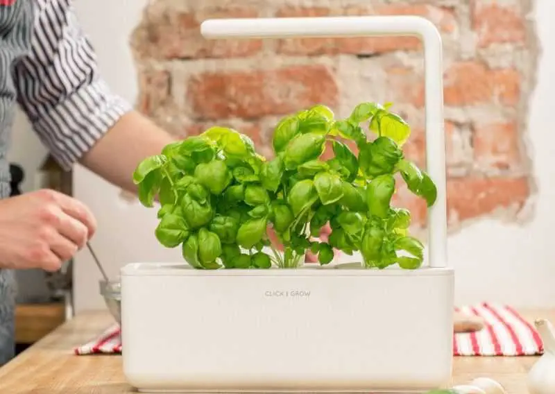 Smart Garden 9  Automatic Planter