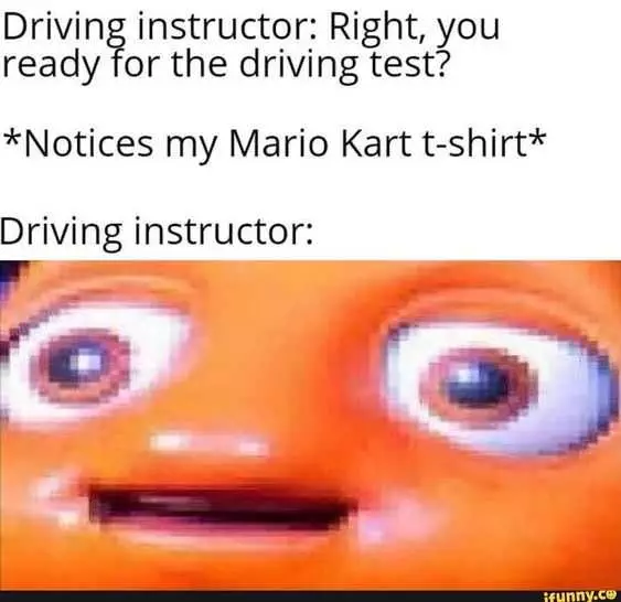 Funny Driving Mario