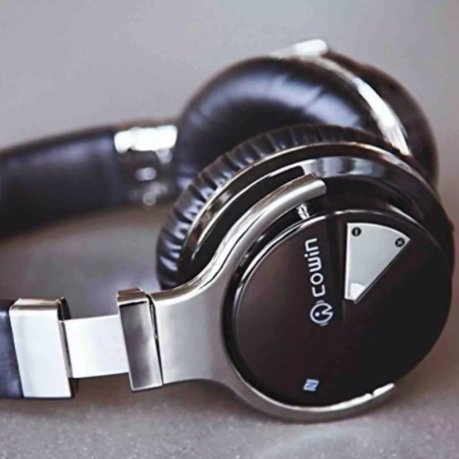 Cowin E7 Noise Canceling Headphones