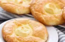 Low Carb Yum Cheese Danish Cloud Bread