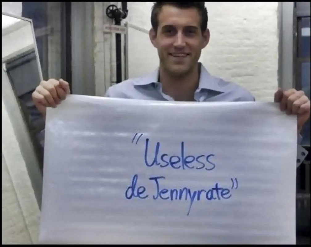 Boss-Responds-To-Girls-White-Board-Resignation-15 Boss Responds To Girls Internet Resignation 15