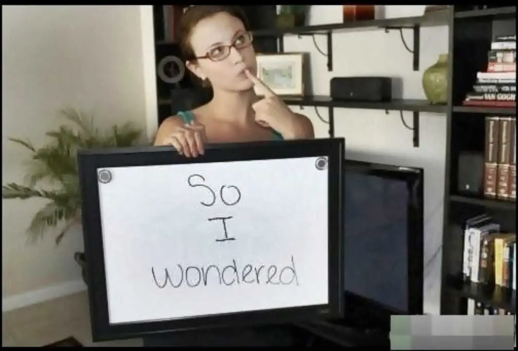 Girl-Quits-Job-White-Board-Internet-22 Funny Resignation Stories Girl Quits On White Board 22