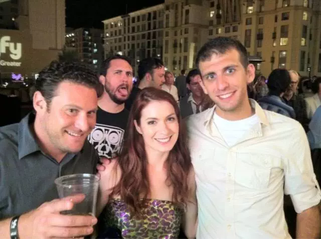 30 Epic Celebrity Photobombs You Must See