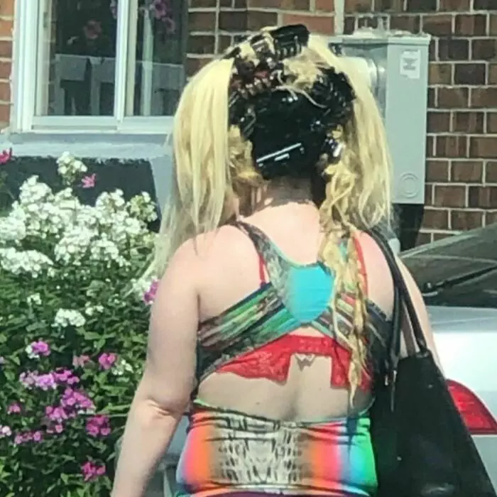 30 Times People Were Spotted With Hideous Hairdos