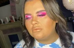 50 Hideous Times Makeup Artists Messed Up