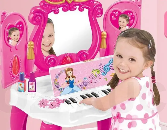 30 Horrifically Funny Photoshop Fails