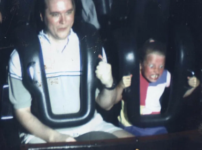 30 ‘Awkward Family Photos' To Cringe At