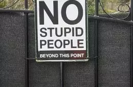 30 Awesome Times People Spotted Signs That Were Hilarious