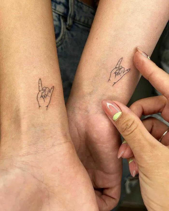 30 Wholesome Best Friend Tattoos