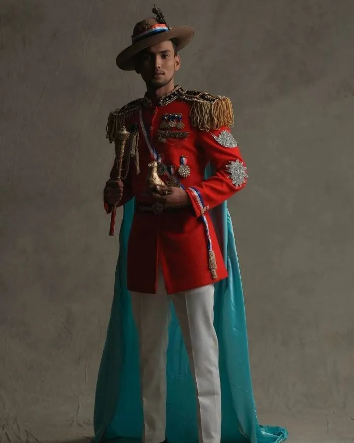 1 35 63F4Bb178Ca1B 700