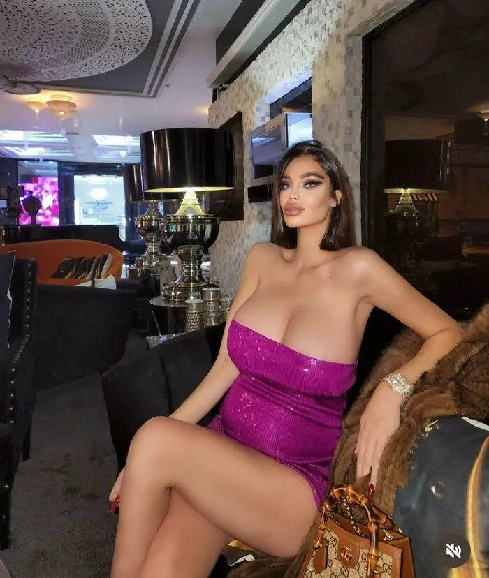 642C1E619Cedb Instagram Reality Photos