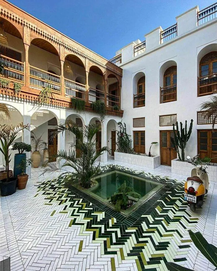 30 Legendary Architects That Created Some Amazing Homes