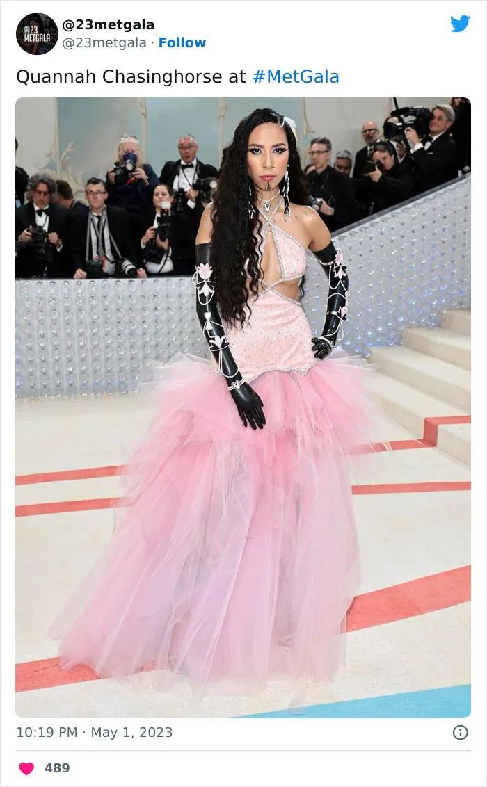 30 Of The Most Beautiful And Bizarre Outfits From The Met Gala