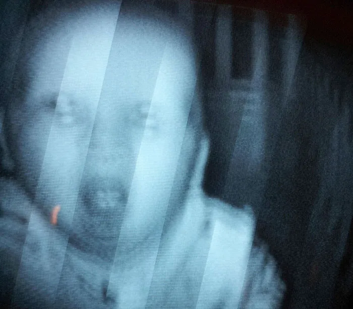 Unintentionally Creepy Jump Scare Photos 16 64E62B9174979 700