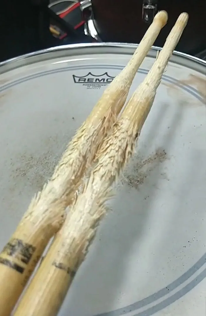 34 64F589639A9C6 700