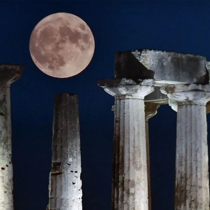 30 Breathtaking Blue Moon Pictures