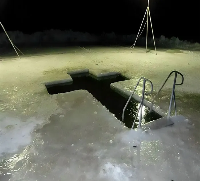 30 Eerily Unexplained Spaces: Creepiness Captured In Images