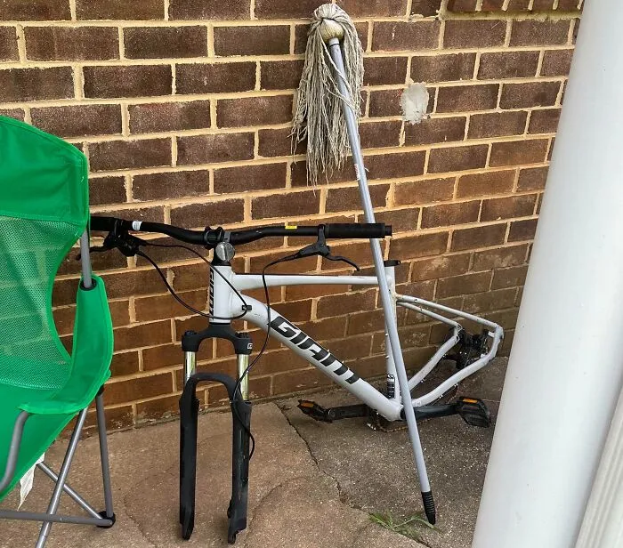 650C25E76F0B6 Bad Terrible Neighbors