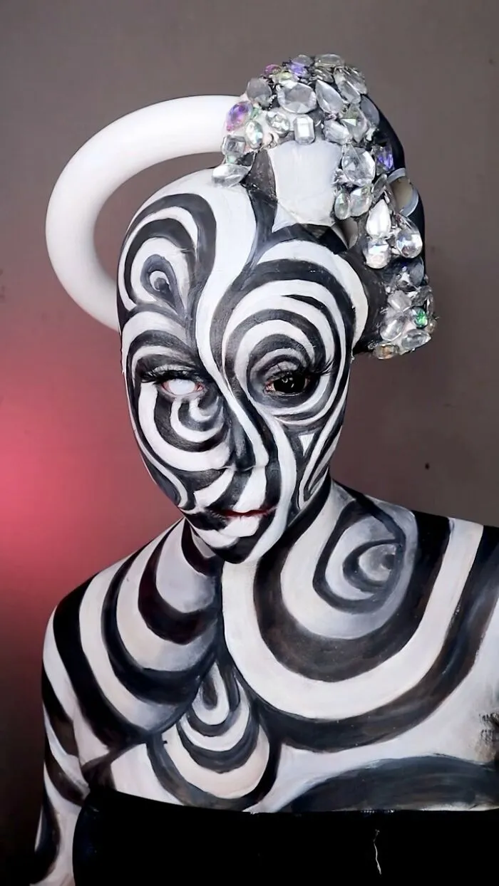 Makeup Artist Can Transform Into Scary Monsters 51 Pics 651E6E2A59D29 700