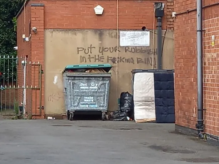 Funny Weird Graffiti 64Ccff61C4321 700