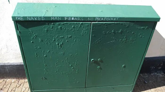 Funny Weird Graffiti 64Cd01B5Dc058 700