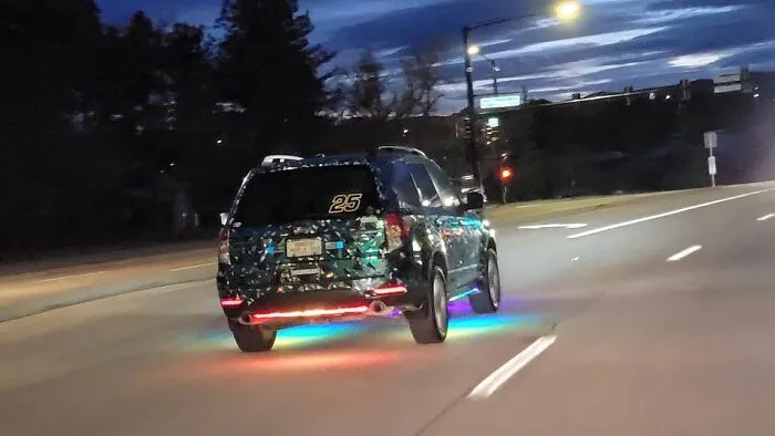 Horrific Funny Cars Pics 654B55A04B121 700