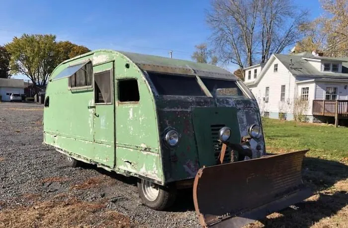 Horrific Funny Cars Pics 654B55Bc9C64D 700