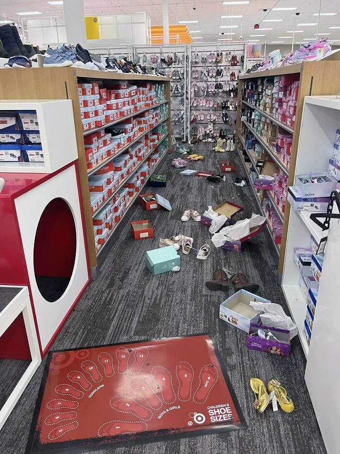 Infuriating Lazy People 23 653F6Ecb0B364 700