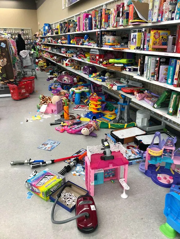 Infuriating Lazy People 41 654C8D76A0C8A 700