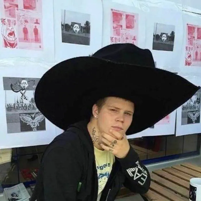 Cyvtr8 Twhs Png 700 1