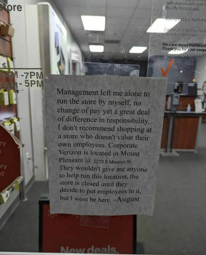 30 Hilariously Amusing Tweets