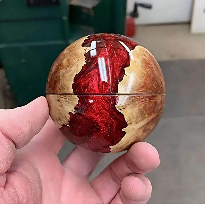 52 6593Cf82588F6 700