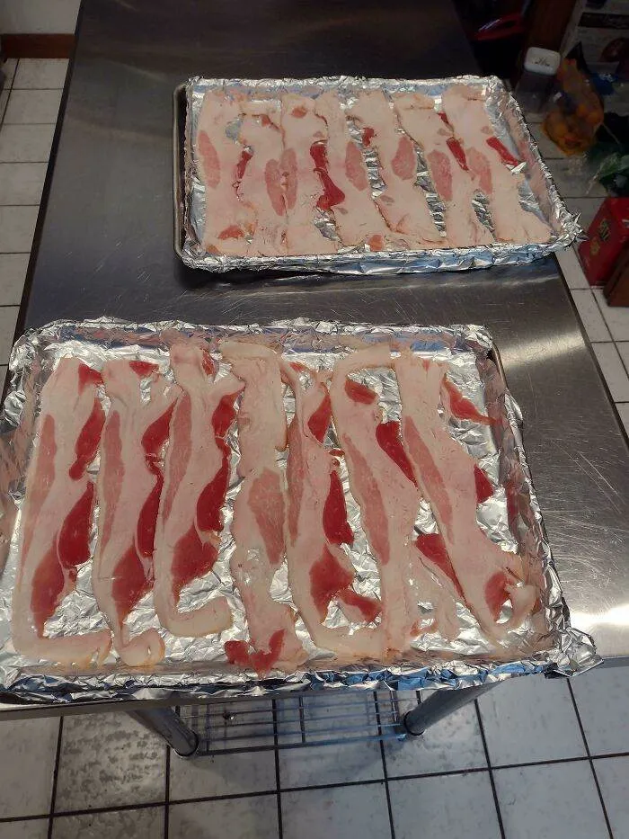 30 Unluckiest Moments Captured In People's Food Purchases