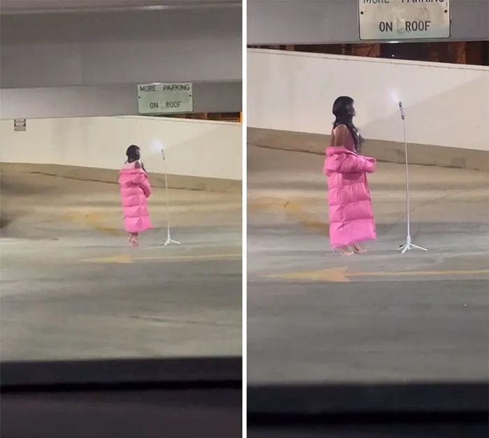 27 65A109E744A29 700