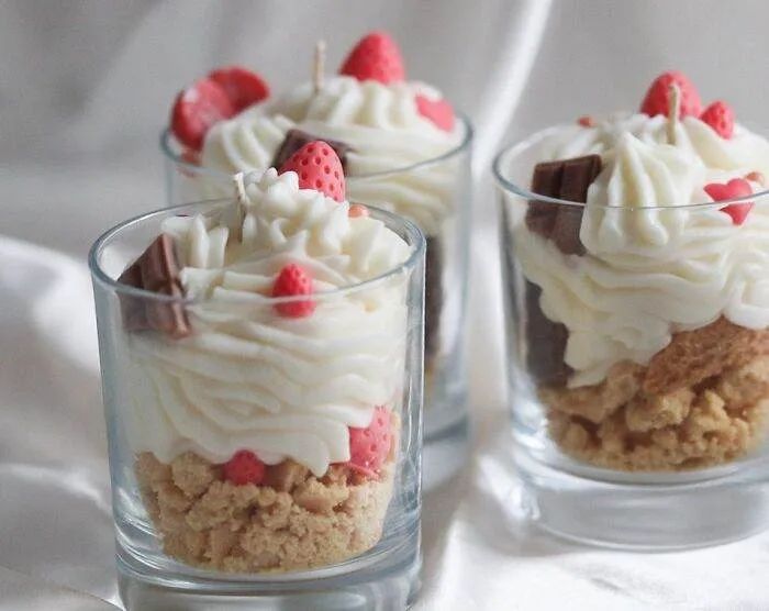 663C8B9C48185 Super Cool Candles That Actually