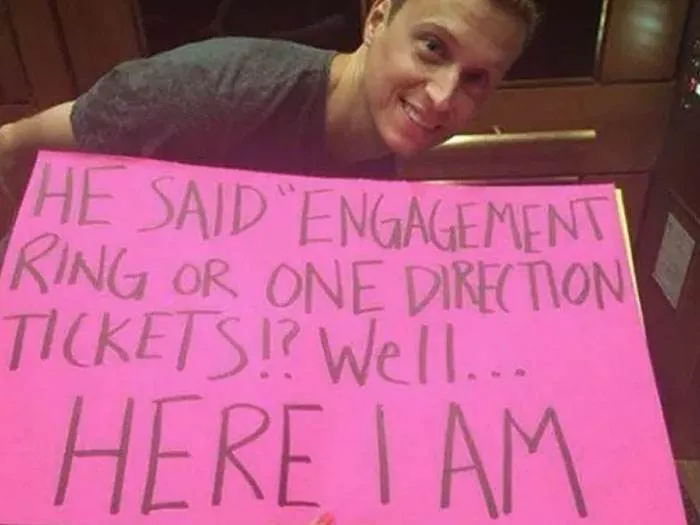 30 Hilarious Fan Posters That No One Could Be Mad About