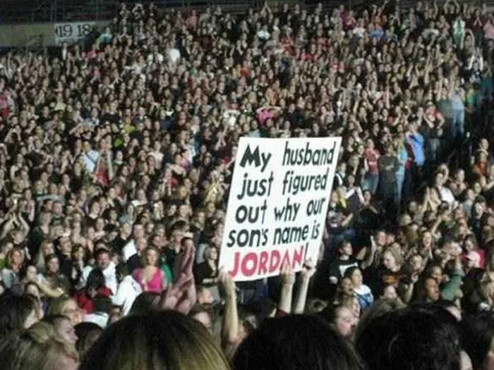 30 Hilarious Fan Posters That No One Could Be Mad About