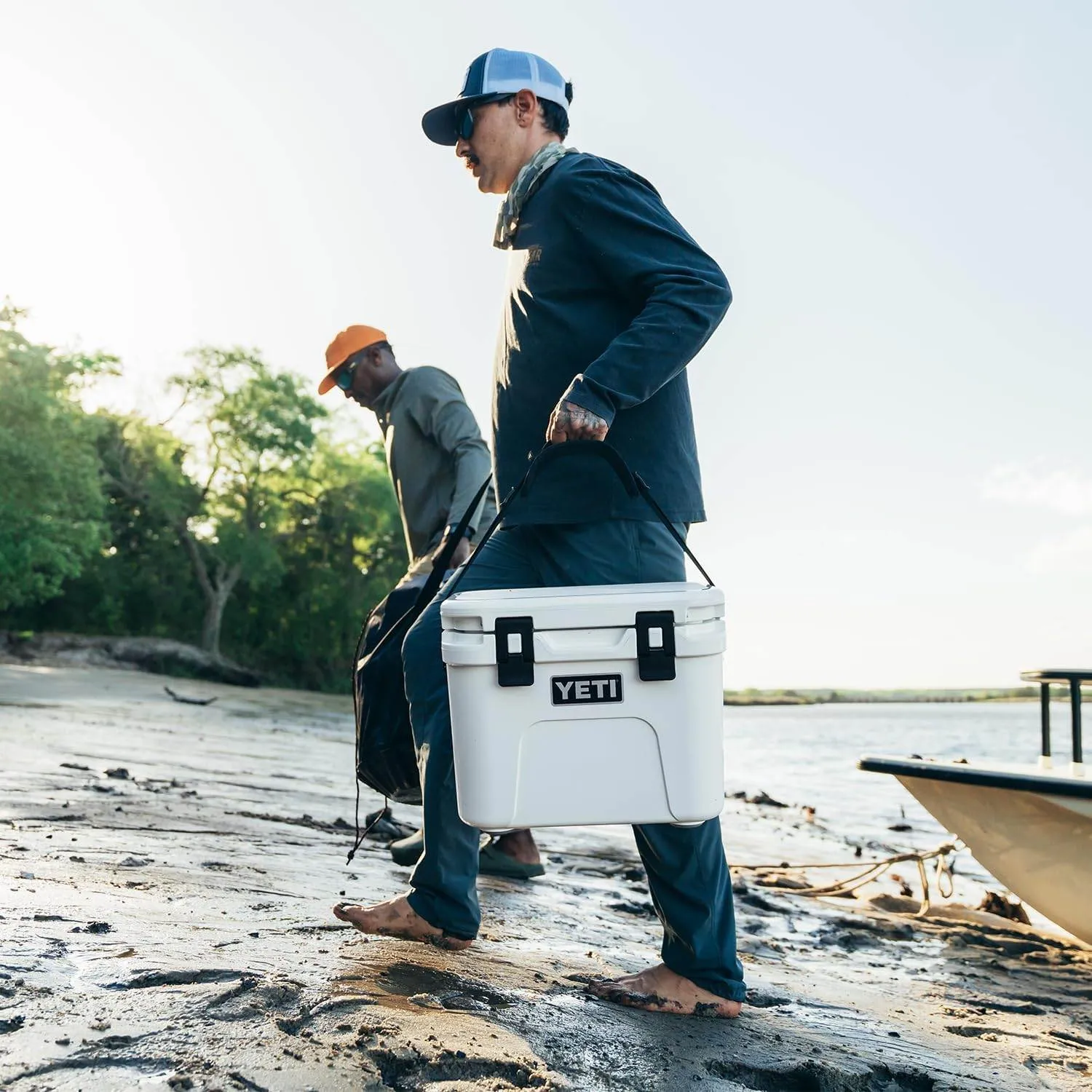 Yeti Roadie 15 Hard Cooler With Doubleduty Shoulder Strap