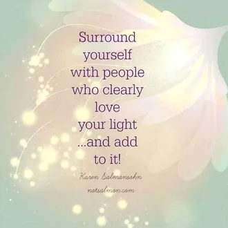 Quote Surround Light