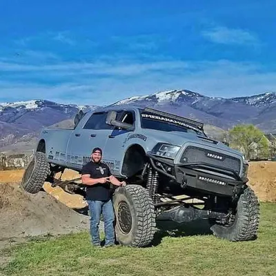 The Mega Ram Runner 4